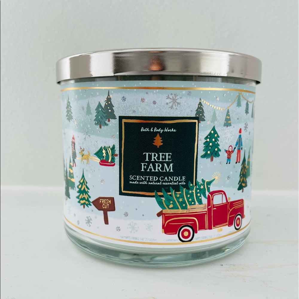 Bath and body works BBW Tree Farm candle